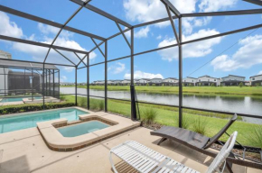Lakeview home with private pool and free water park -10mins from Disney-